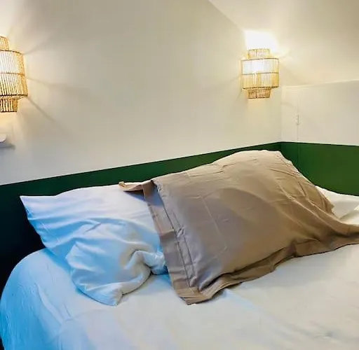 Le Petit Bel Air, Nid Douillet Au Coeur De アパート ナント